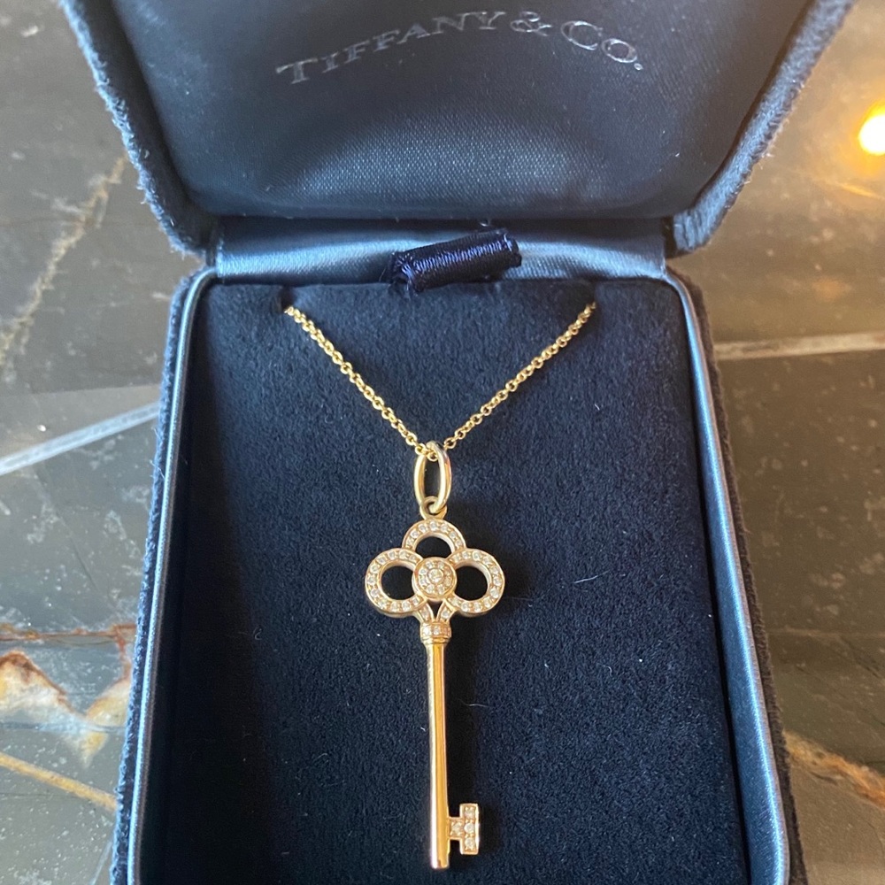 Tiffany&Co Crown Key Pendant rose gold necklace